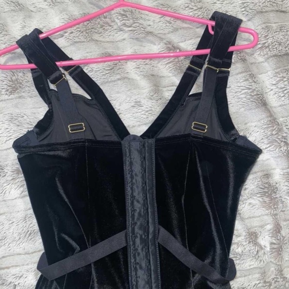 La sezna corset - Picture 2 of 3